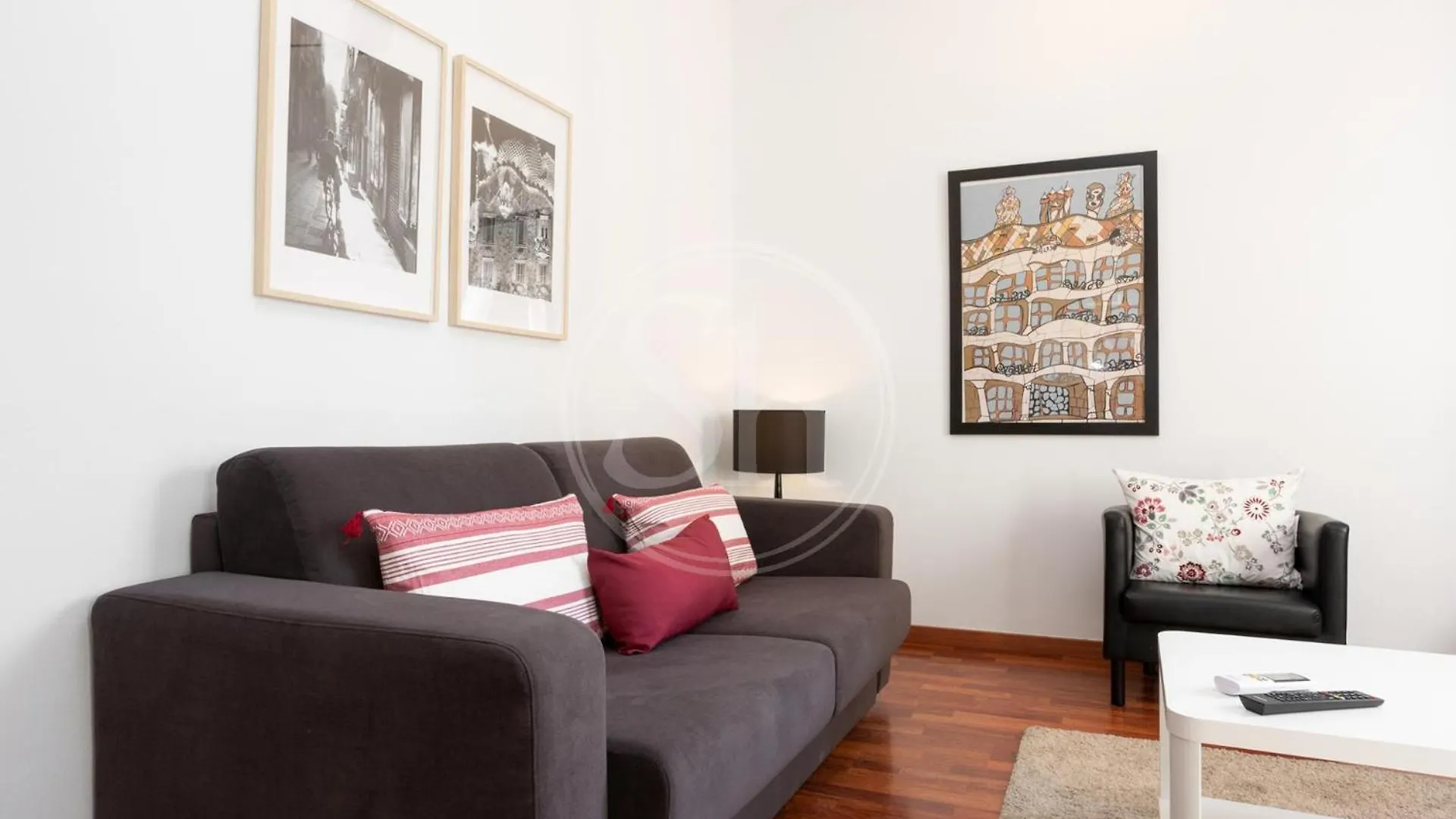 公寓 Apartamento Zona Sagrada Familia II 巴塞罗那